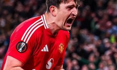 九游娱乐网址-曼联苦战击败对手，球员团结一致备受赞誉