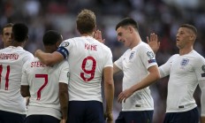 九游娱乐竞技-关于英格兰队在国际赛中表现抢眼，杀入半决赛的信息