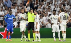 九游娱乐在线-皇马失利！门将犯错致失球，遗憾落败于对手