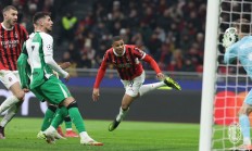 包含AC米兰主力因伤缺阵，意甲前景蒙上阴影的词条