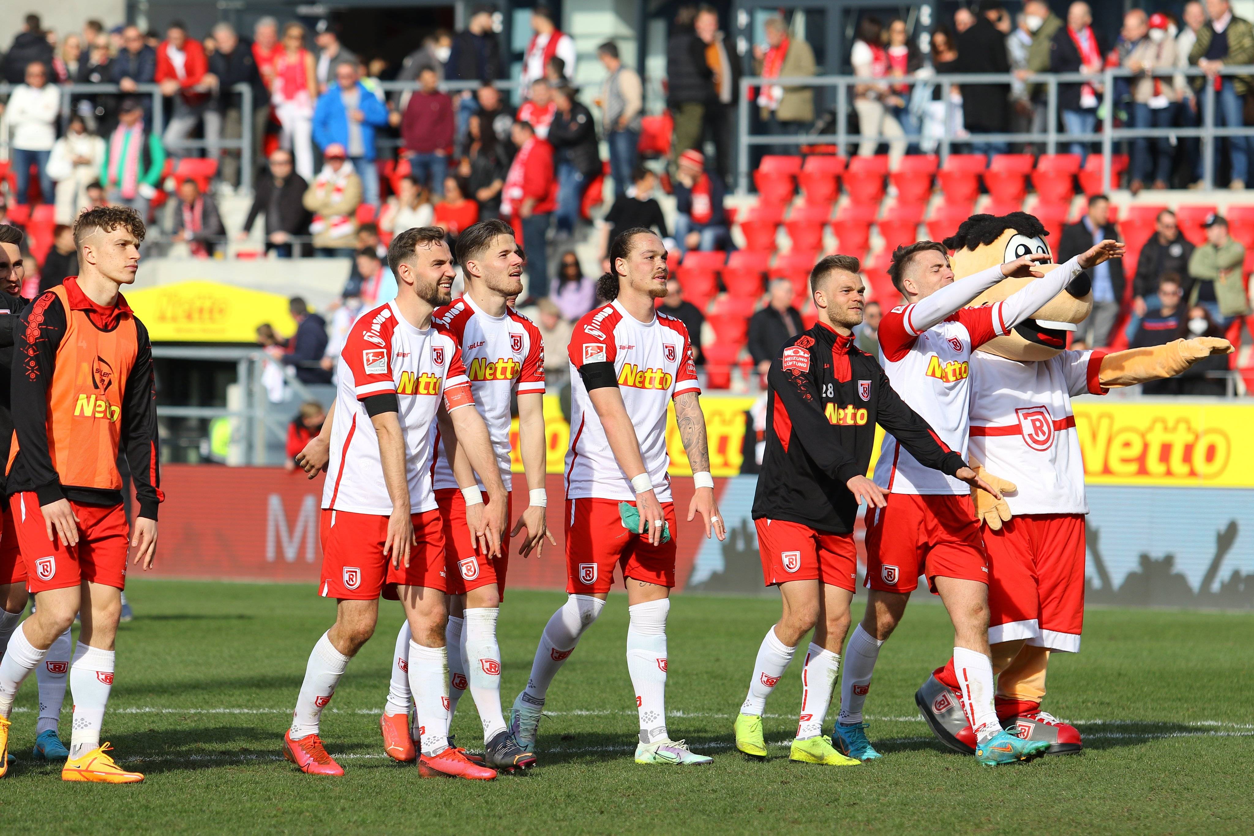 沃尔夫斯堡主场取胜,稳固德乙晋级形势的简单介绍 沃尔夫斯堡主场取胜,稳固德乙晋级形势的简单介绍