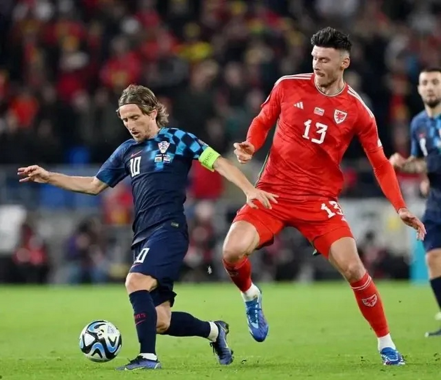 关于欧预赛比赛夺冠热门浮出水面,谁将称霸的信息 关于欧预赛比赛夺冠热门浮出水面,谁将称霸的信息