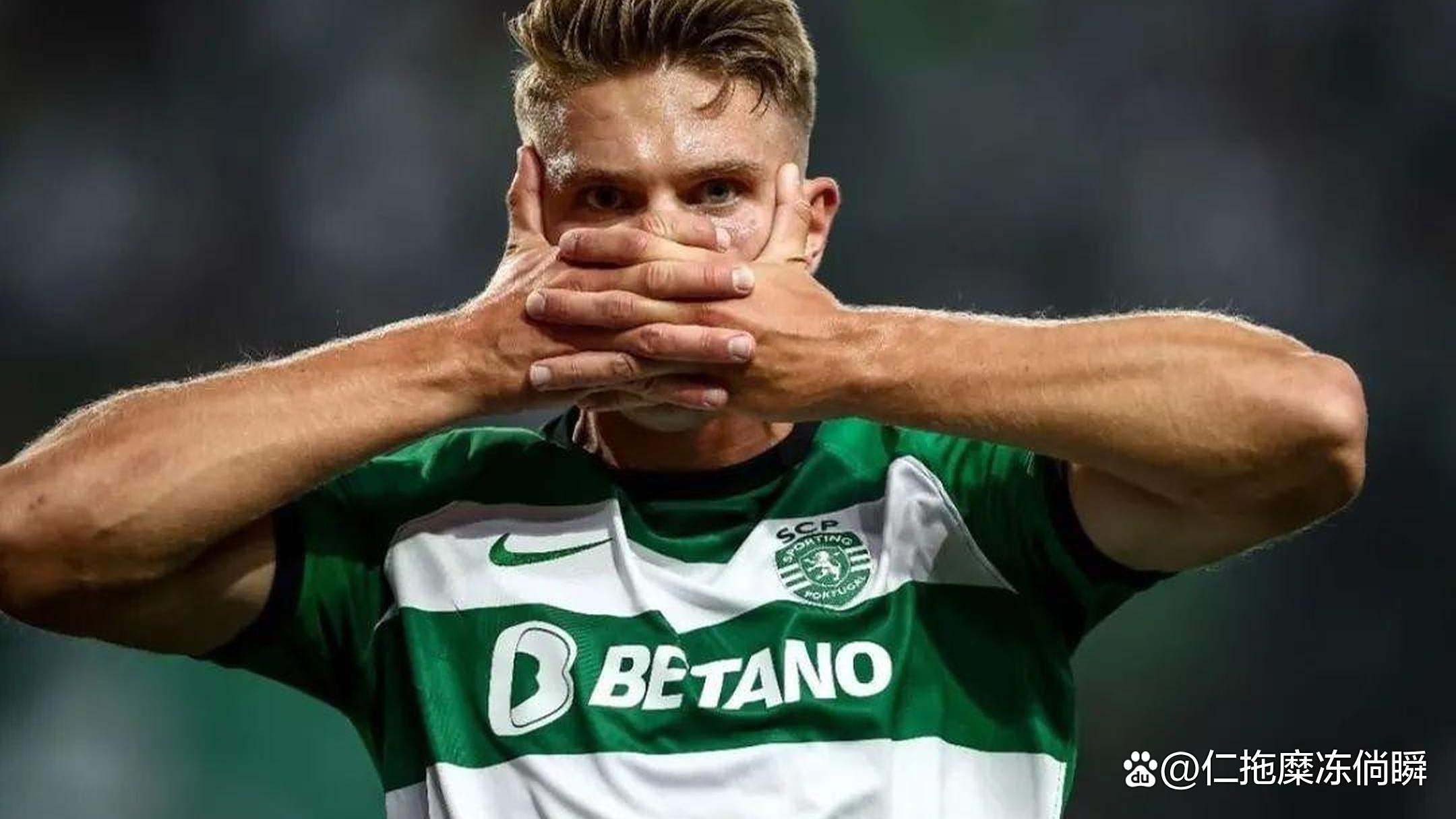 关于阿森纳跌至英超中游，主帅面临下课危机的信息