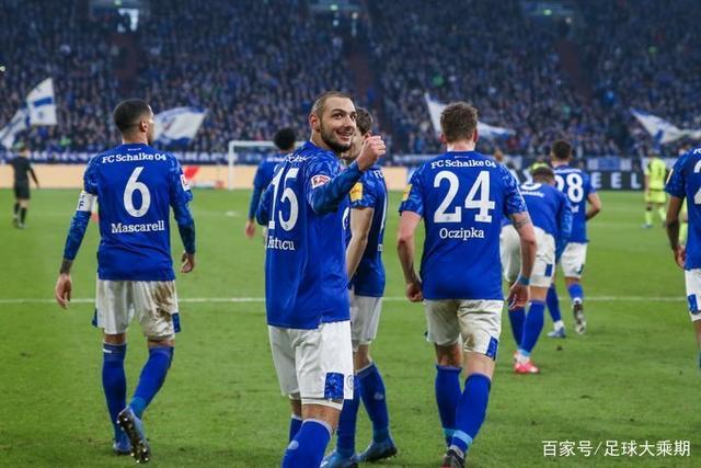 沙尔克04主帅新科上任后,球队士气大振的简单介绍 沙尔克04主帅新科上任后,球队士气大振的简单介绍