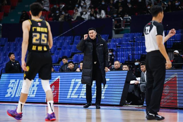 冠军之路坎坷!卫冕冠军连败,面临危机的简单介绍 冠军之路坎坷!卫冕冠军连败,面临危机的简单介绍