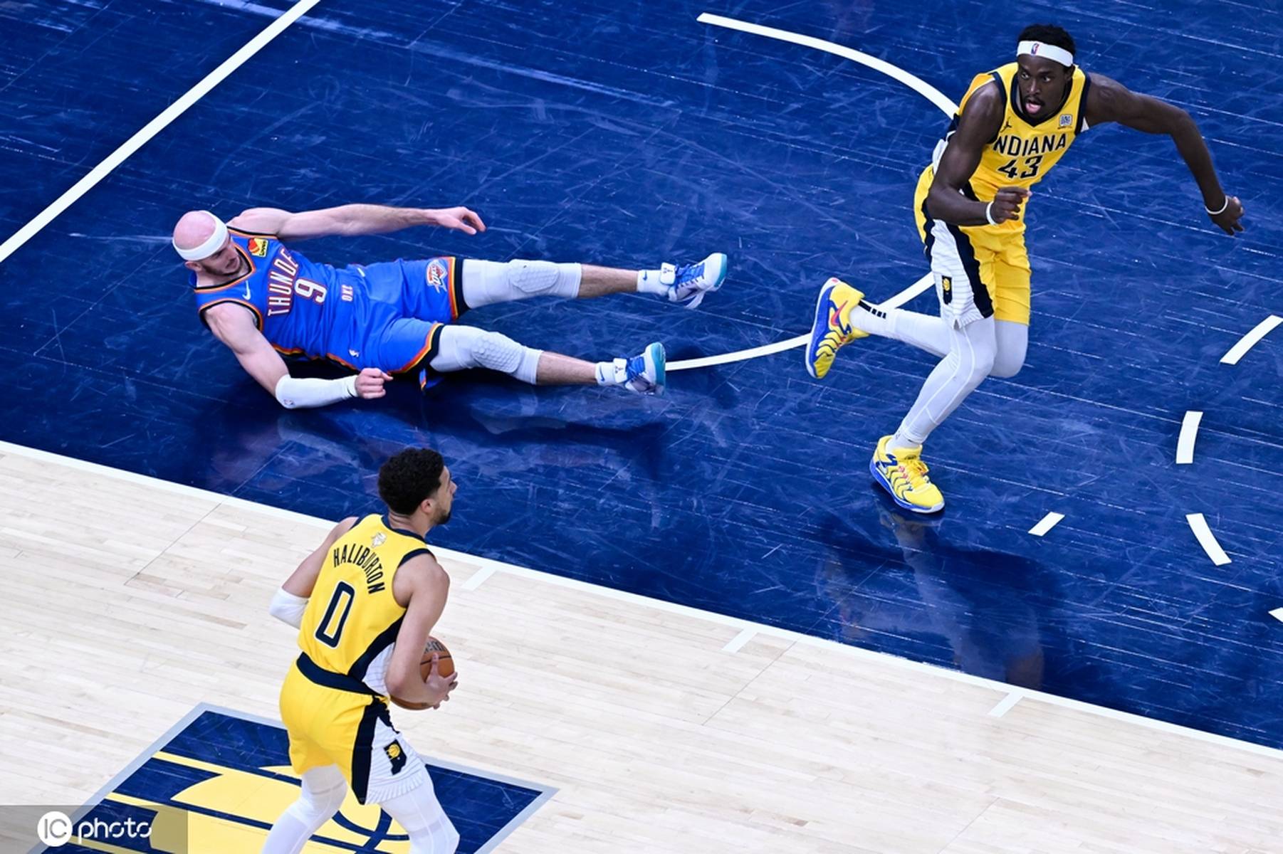 关于猛龙击败魔术,西亚卡姆砍下27分的信息 关于猛龙击败魔术,西亚卡姆砍下27分的信息