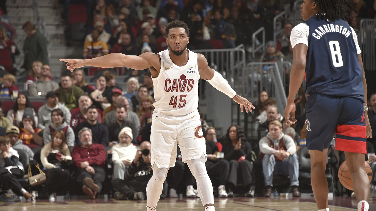 爵士惨败奇才,米切尔遭遇低迷 爵士惨败奇才,米切尔遭遇低迷